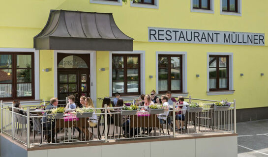 HOTEL MÜLLNER Marz