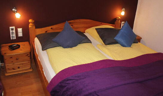 LANDGASTHAUS ALTER POSTHOF (B&B) Halsenbach