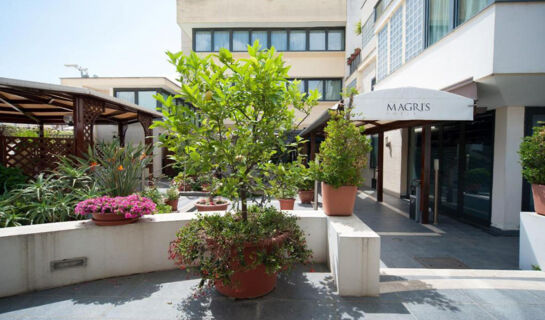 MAGRI'S HOTEL Naples