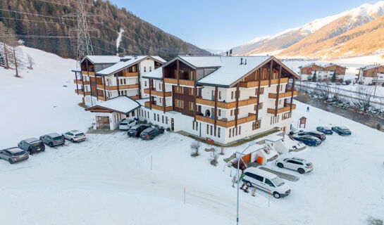 HOTEL HUBERTUS Obergesteln