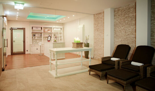 FUCHSBAU | ROMANTIK HOTEL • RESTAURANT • SPA Timmendorfer Strand