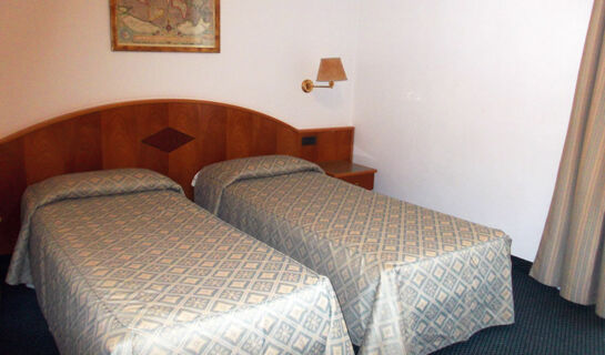 HOTEL DOLOMITI Levico Terme (TN)