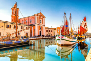 HOTEL LUNGOMARE Villamarina di Cesenatico (FC)