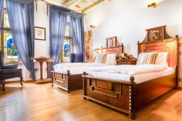 THE KING CHARLES (B&B) Praag