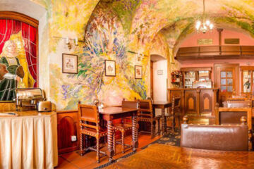 THE KING CHARLES (B&B) Praag