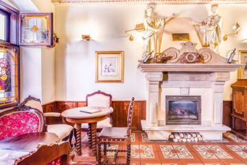 THE KING CHARLES (B&B) Praag