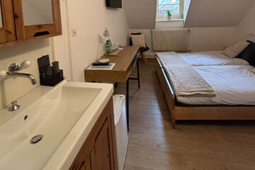 HÔTEL RESTAURANT LA DEMI-LUNE Saint-Ursanne