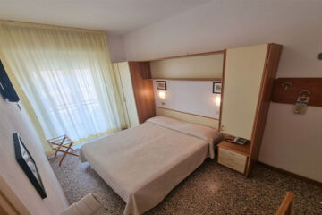 HOTEL CONTI Torre Pedrera (RN)